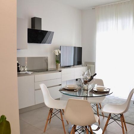 Ferienwohnung Flats4Rent Nikos Verona Exterior foto