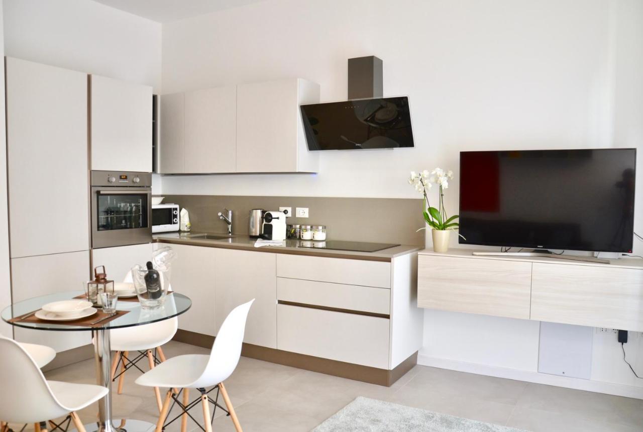 Ferienwohnung Flats4Rent Nikos Verona Exterior foto